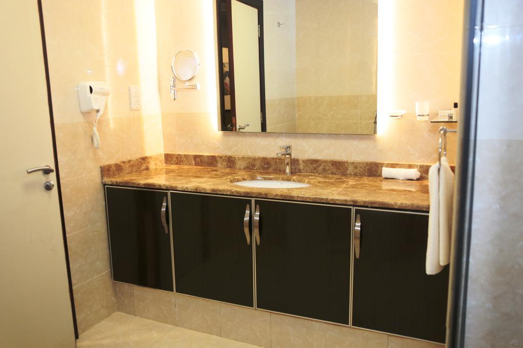 Al Faris 1 Hotel Apartments 迪拜 外观 照片